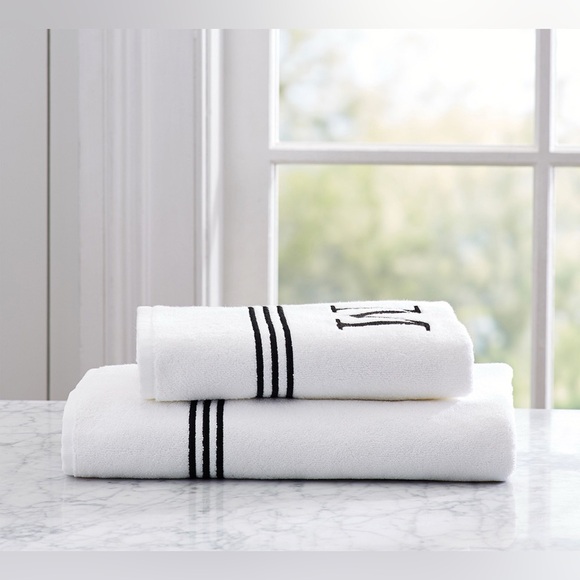NWT - Pottery Barn Grand Organic Cotton Hand Towel White w/ Black Stripes 20x30 - Picture 1 of 3